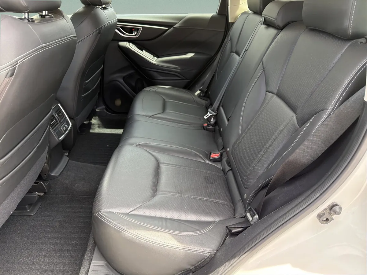 2021 Subaru Forester Limited thumbnail 10