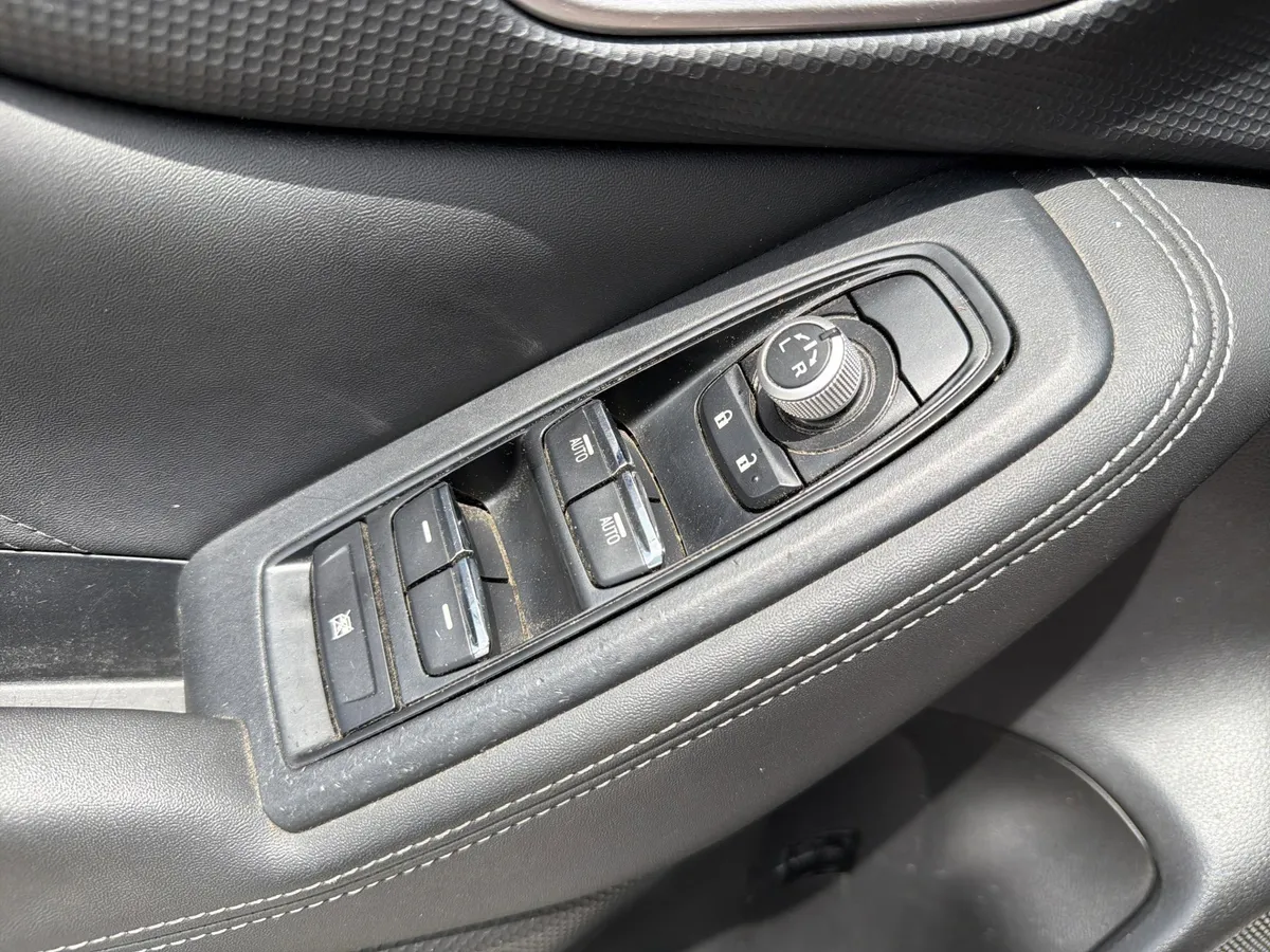 2021 Subaru Forester Limited thumbnail 14