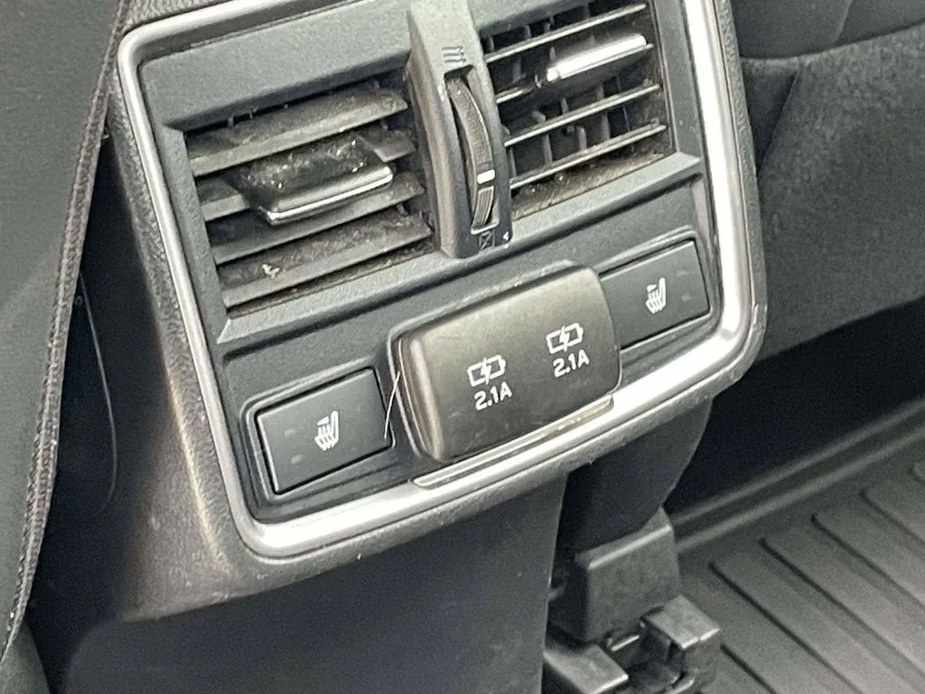 2021 Subaru Forester Touring thumbnail 10