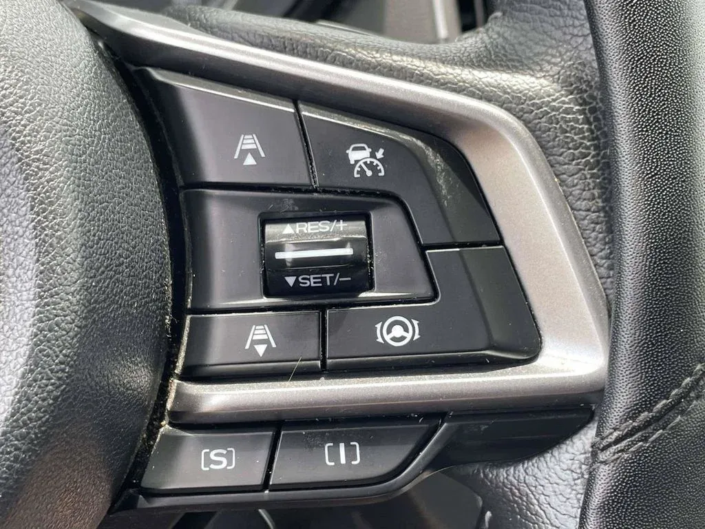 2021 Subaru Forester Touring thumbnail 26