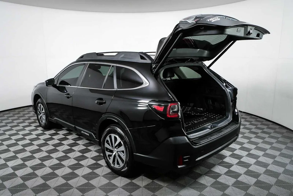 2021 SUBARU OUTBACK Premium thumbnail 33