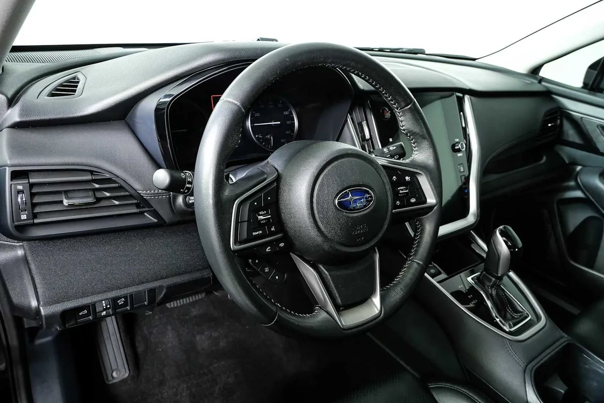 2021 SUBARU OUTBACK Premium thumbnail 4