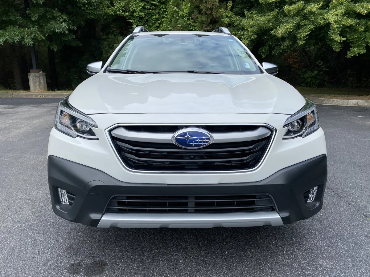 2021 Subaru Outback Touring XT thumbnail 2