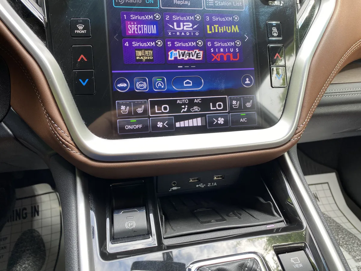 2021 Subaru Outback Touring XT thumbnail 26