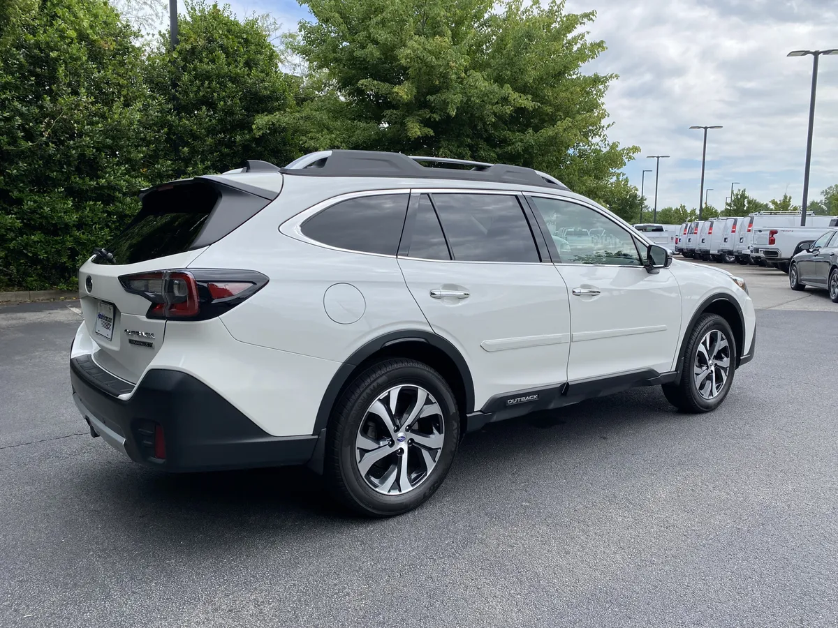 2021 Subaru Outback Touring XT thumbnail 8