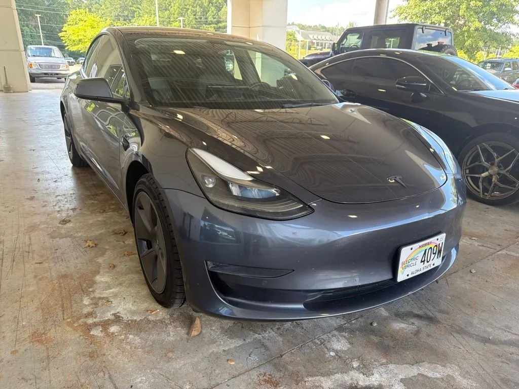 2021 Tesla Model 3 Standard Range Plus thumbnail 4