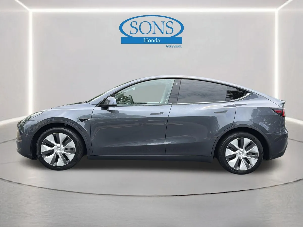 2021 Tesla Model Y Long Range thumbnail 20
