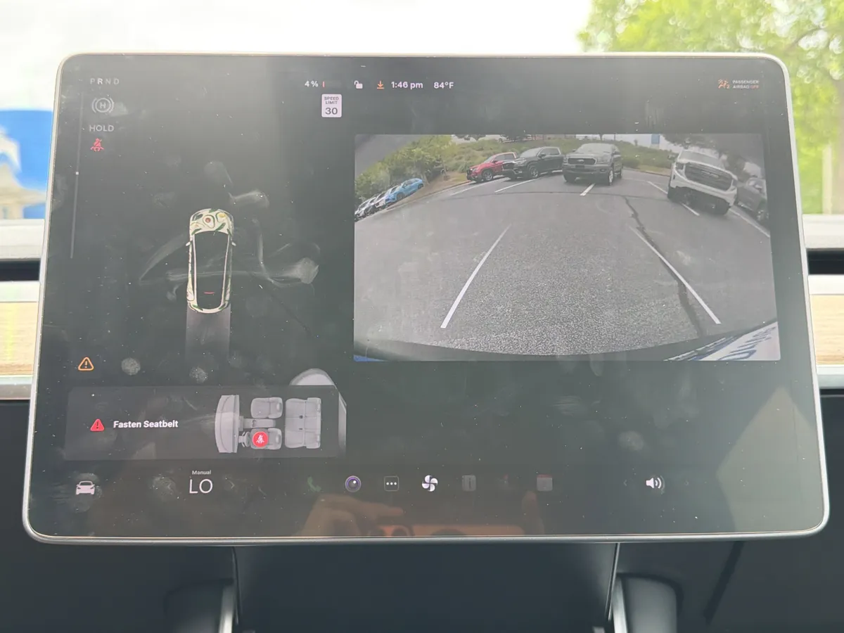 2021 Tesla Model Y Long Range thumbnail 4