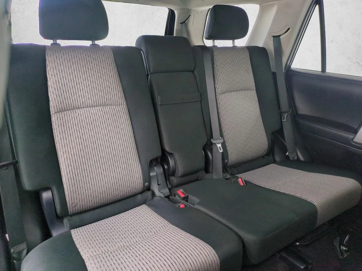 2021 Toyota 4Runner SR5 thumbnail 21