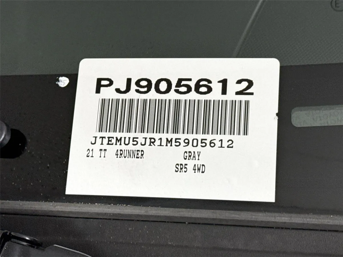 2021 Toyota 4Runner SR5 thumbnail 44