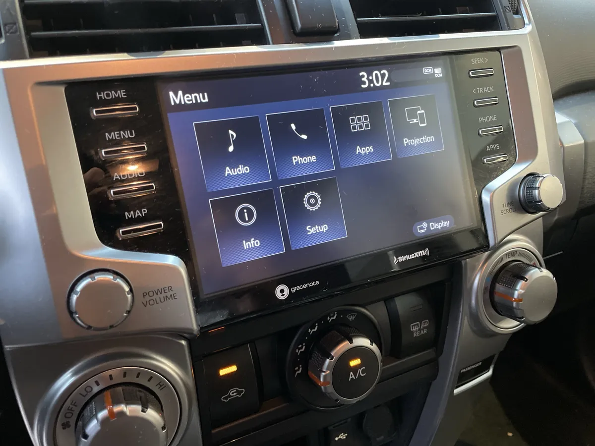 2021 Toyota 4Runner SR5 thumbnail 24