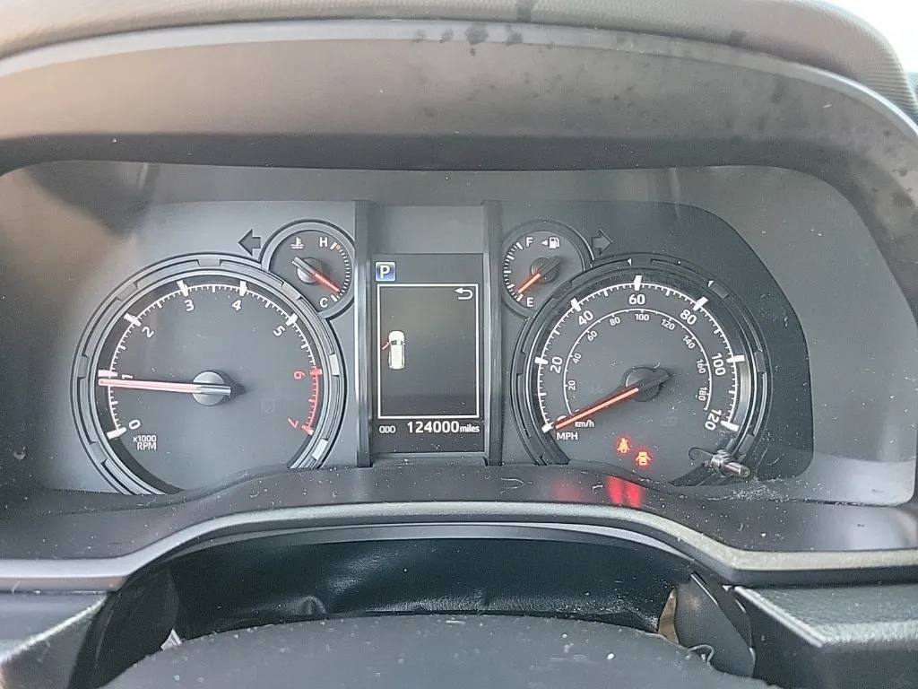 2021 Toyota 4Runner SR5 thumbnail 22