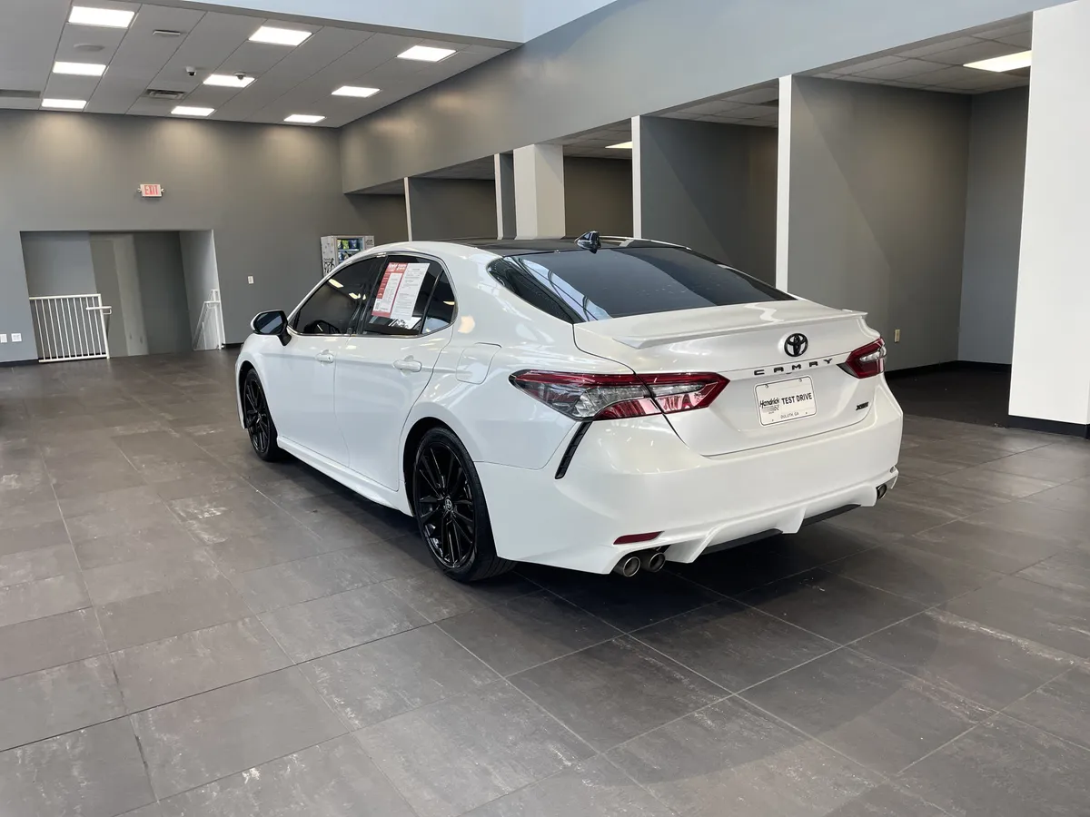 2021 Toyota Camry XSE thumbnail 12