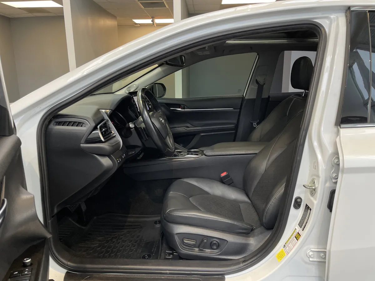 2021 Toyota Camry XSE thumbnail 20