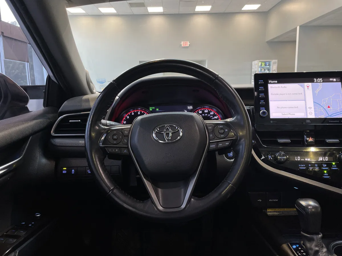 2021 Toyota Camry XSE thumbnail 22