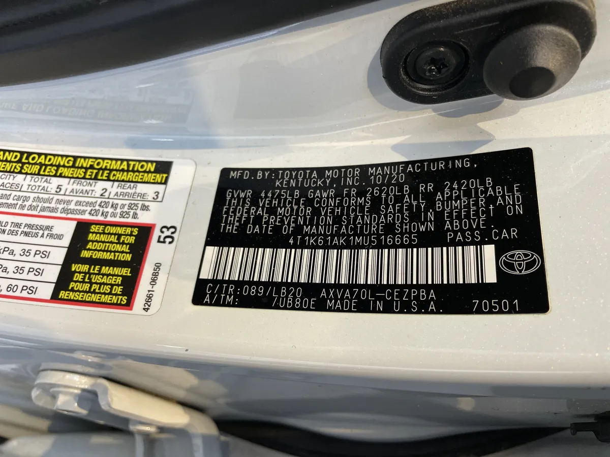 2021 Toyota Camry XSE thumbnail 38