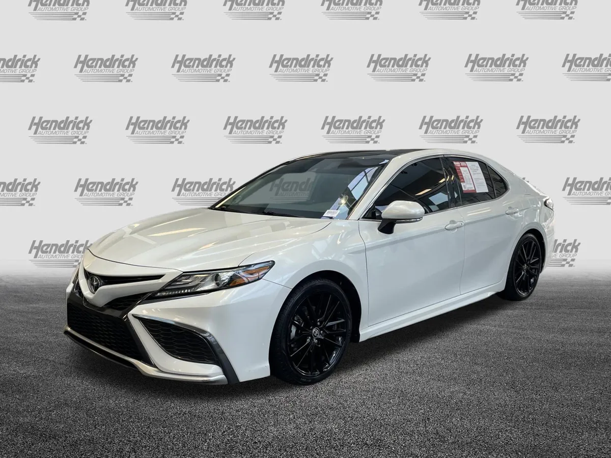 2021 Toyota Camry XSE thumbnail 5