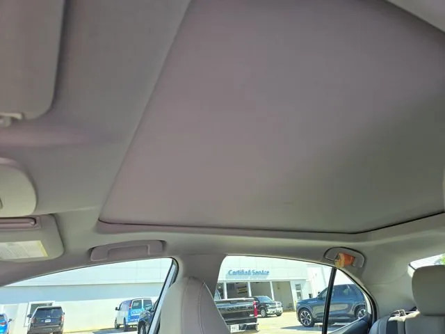 2021 Toyota Camry XSE thumbnail 19