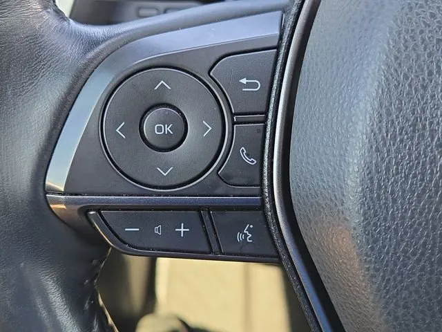 2021 Toyota Camry XSE thumbnail 23