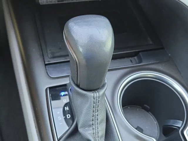 2021 Toyota Camry XSE thumbnail 28
