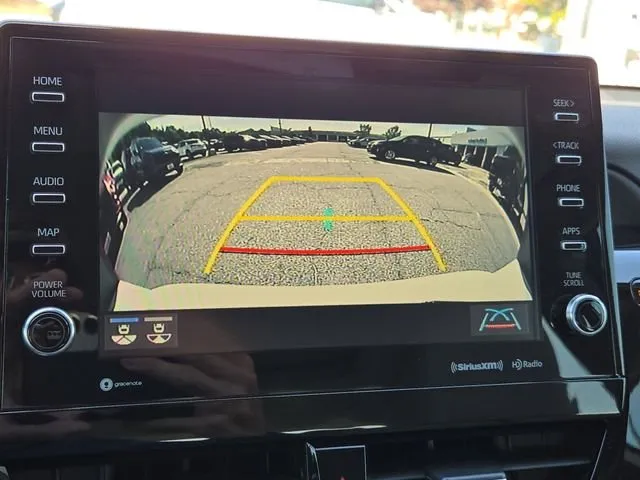 2021 Toyota Camry XSE thumbnail 33