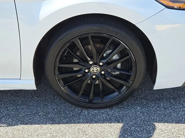 2021 Toyota Camry XSE thumbnail 7