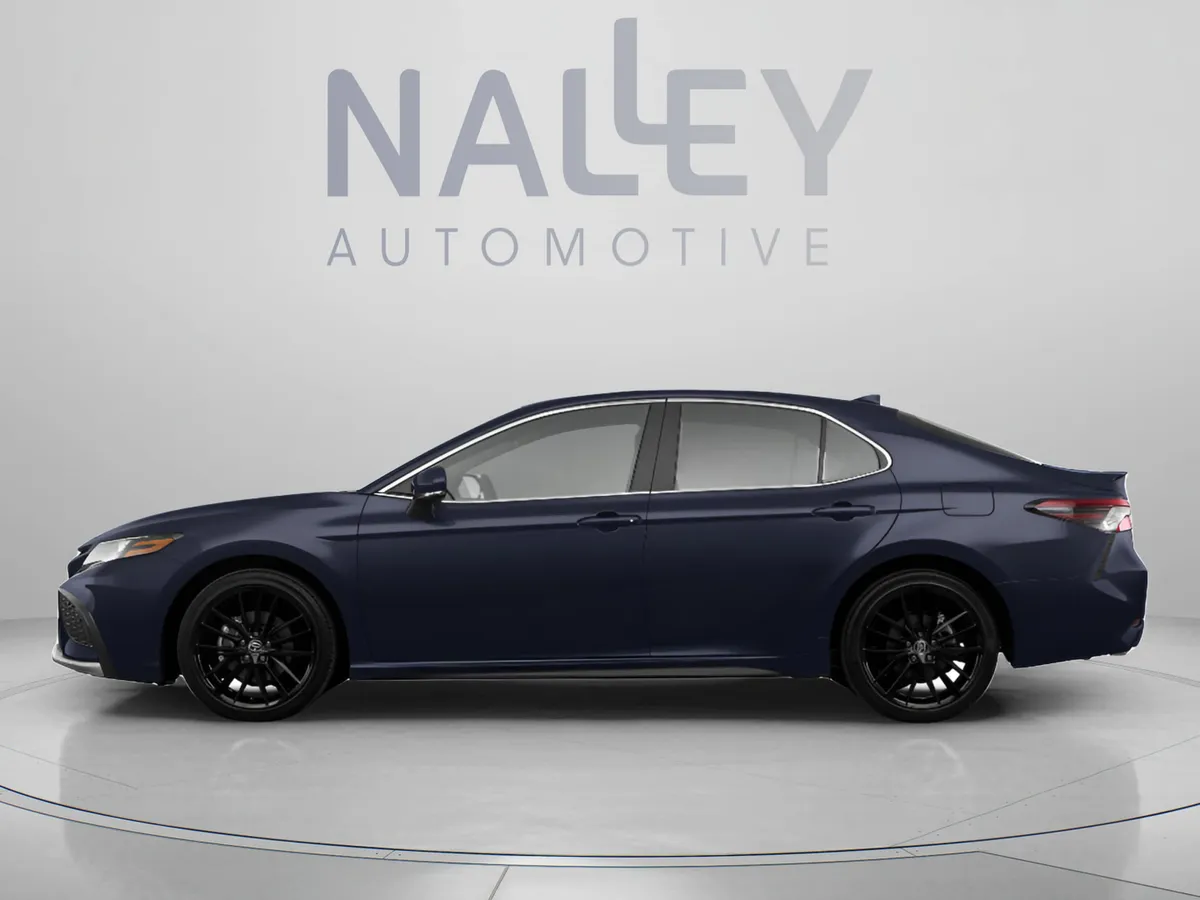 2021 Toyota Camry XSE thumbnail 2
