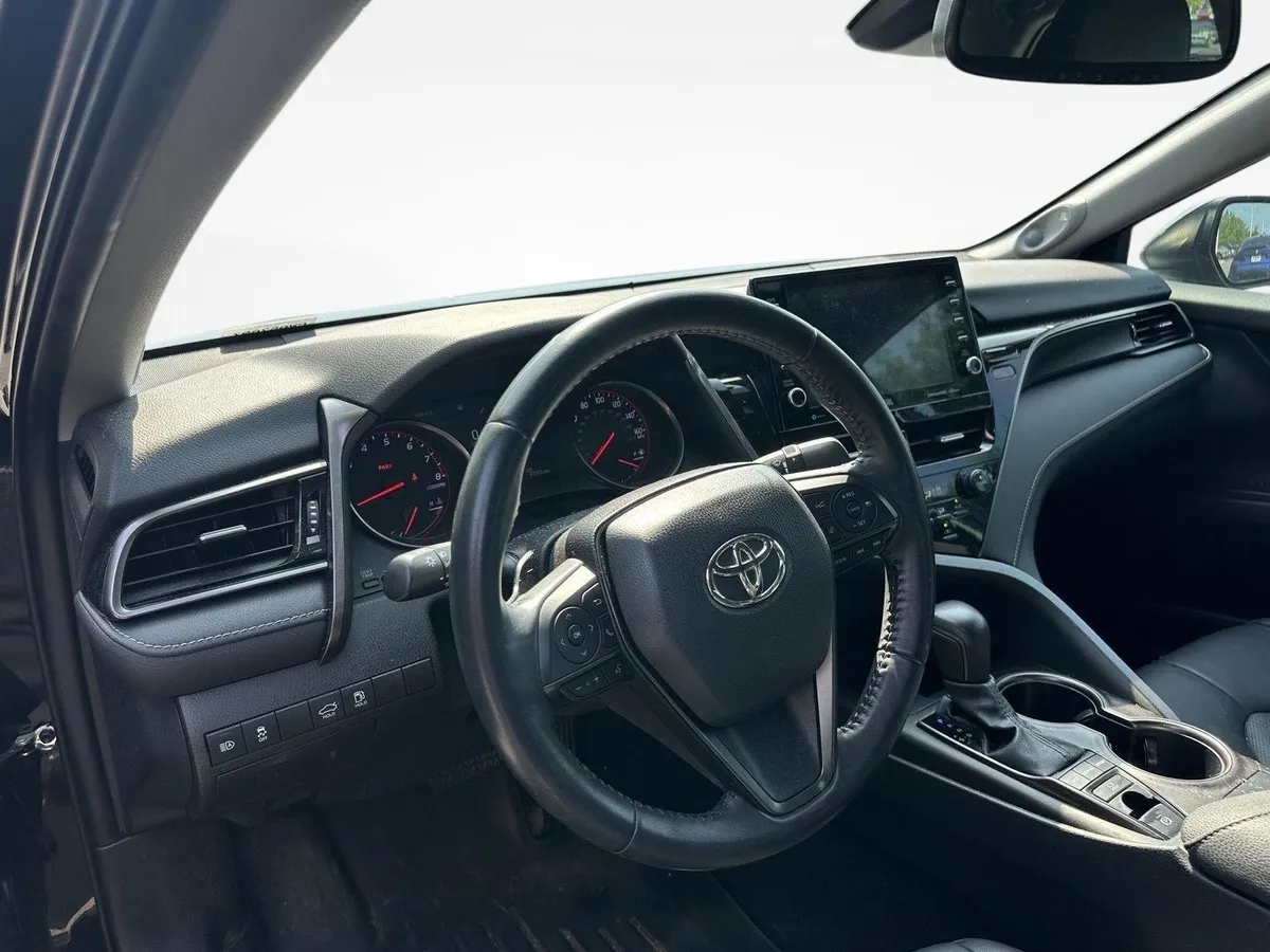 2021 Toyota Camry XSE V6 thumbnail 11