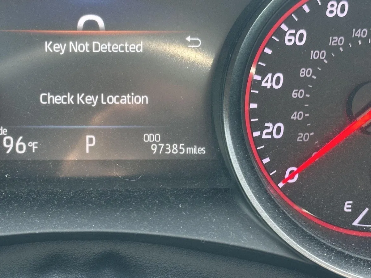 2021 Toyota Camry XSE V6 thumbnail 14