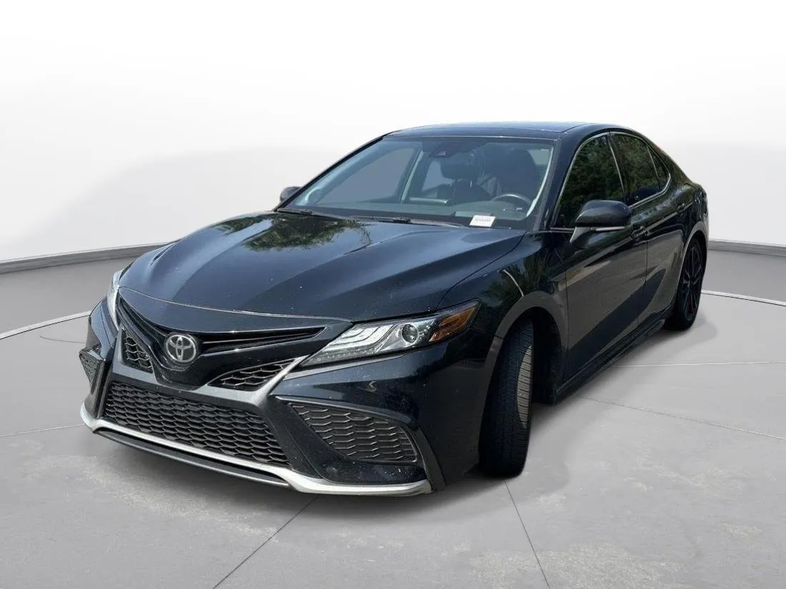 2021 Toyota Camry XSE V6 thumbnail 2