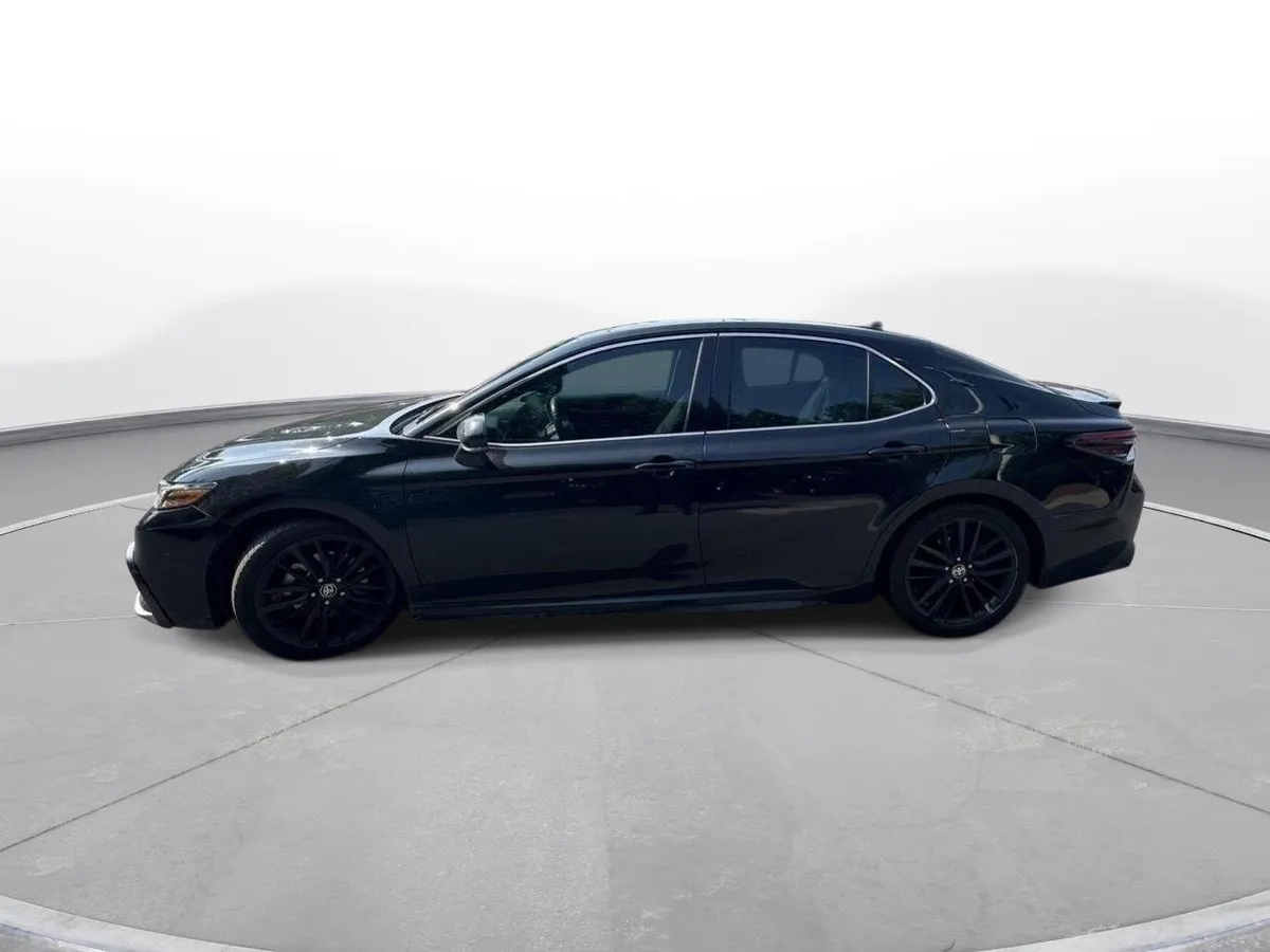 2021 Toyota Camry XSE V6 thumbnail 9