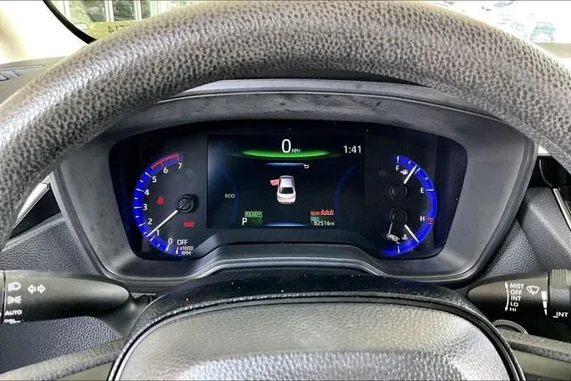2021 Toyota Corolla Hybrid LE thumbnail 12