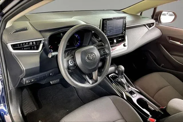 2021 Toyota Corolla Hybrid LE thumbnail 14