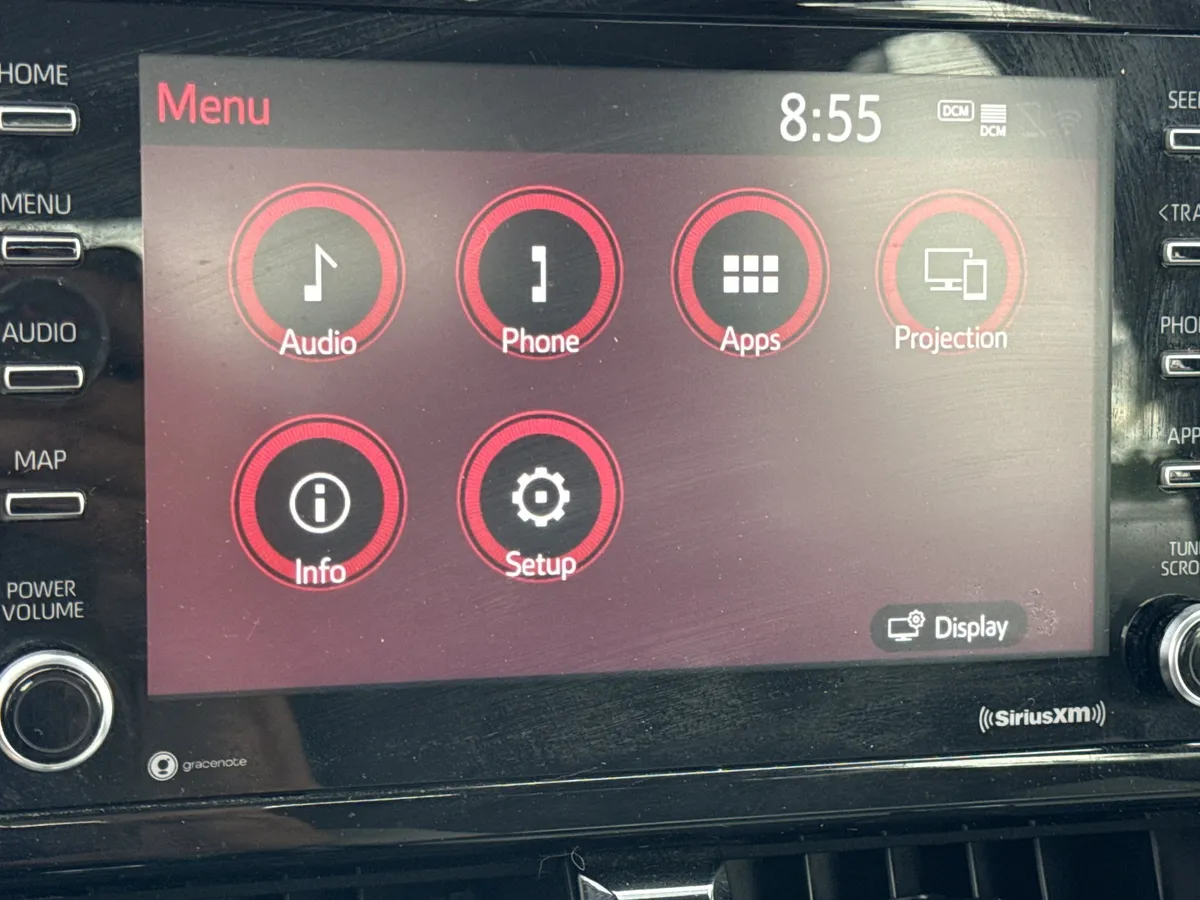 2021 Toyota Corolla LE thumbnail 23