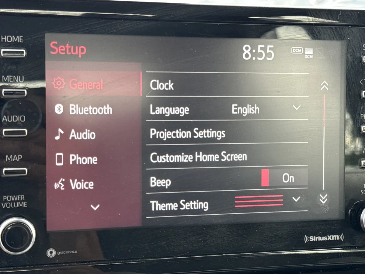 2021 Toyota Corolla LE thumbnail 24