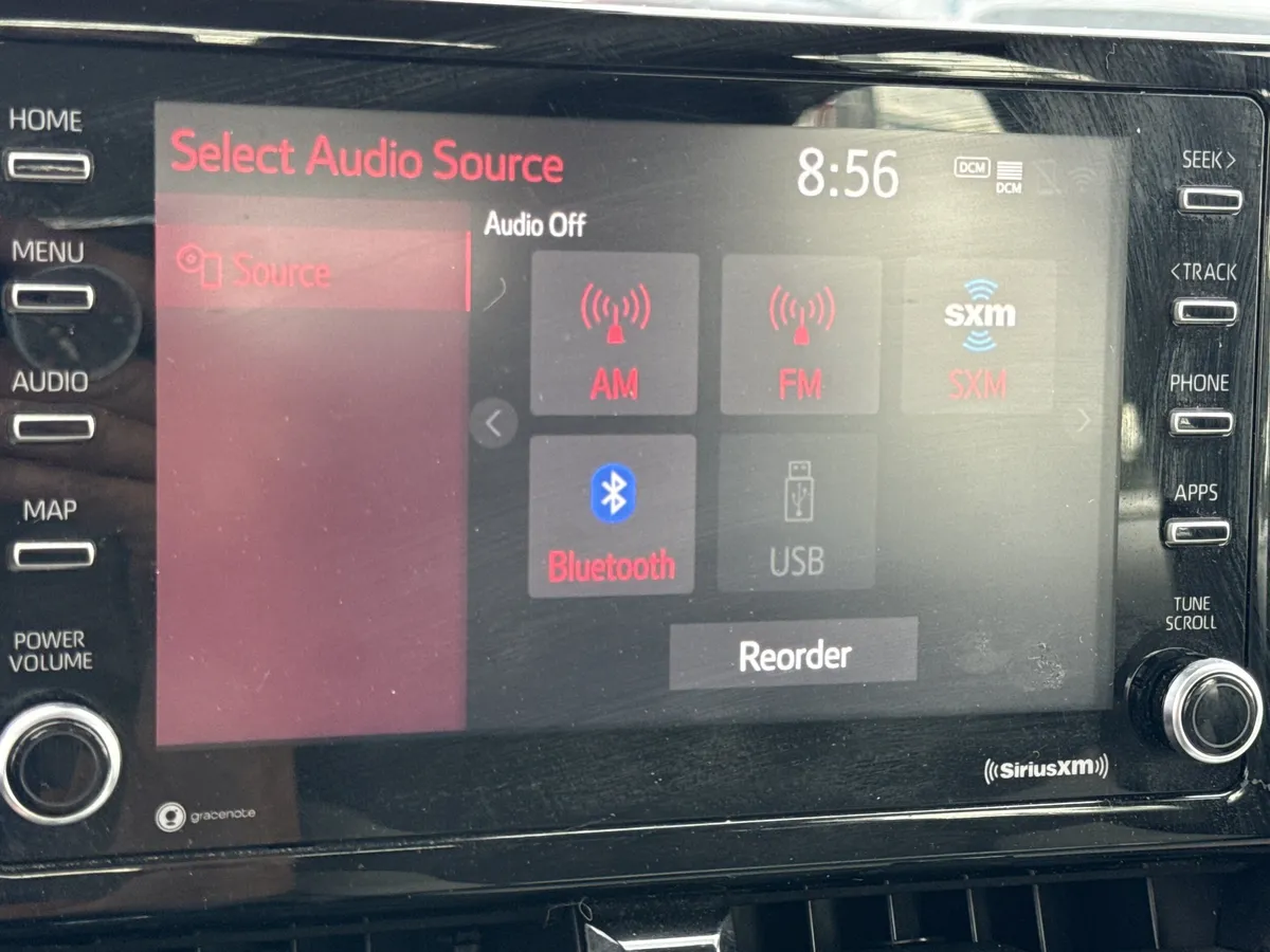 2021 Toyota Corolla LE thumbnail 27