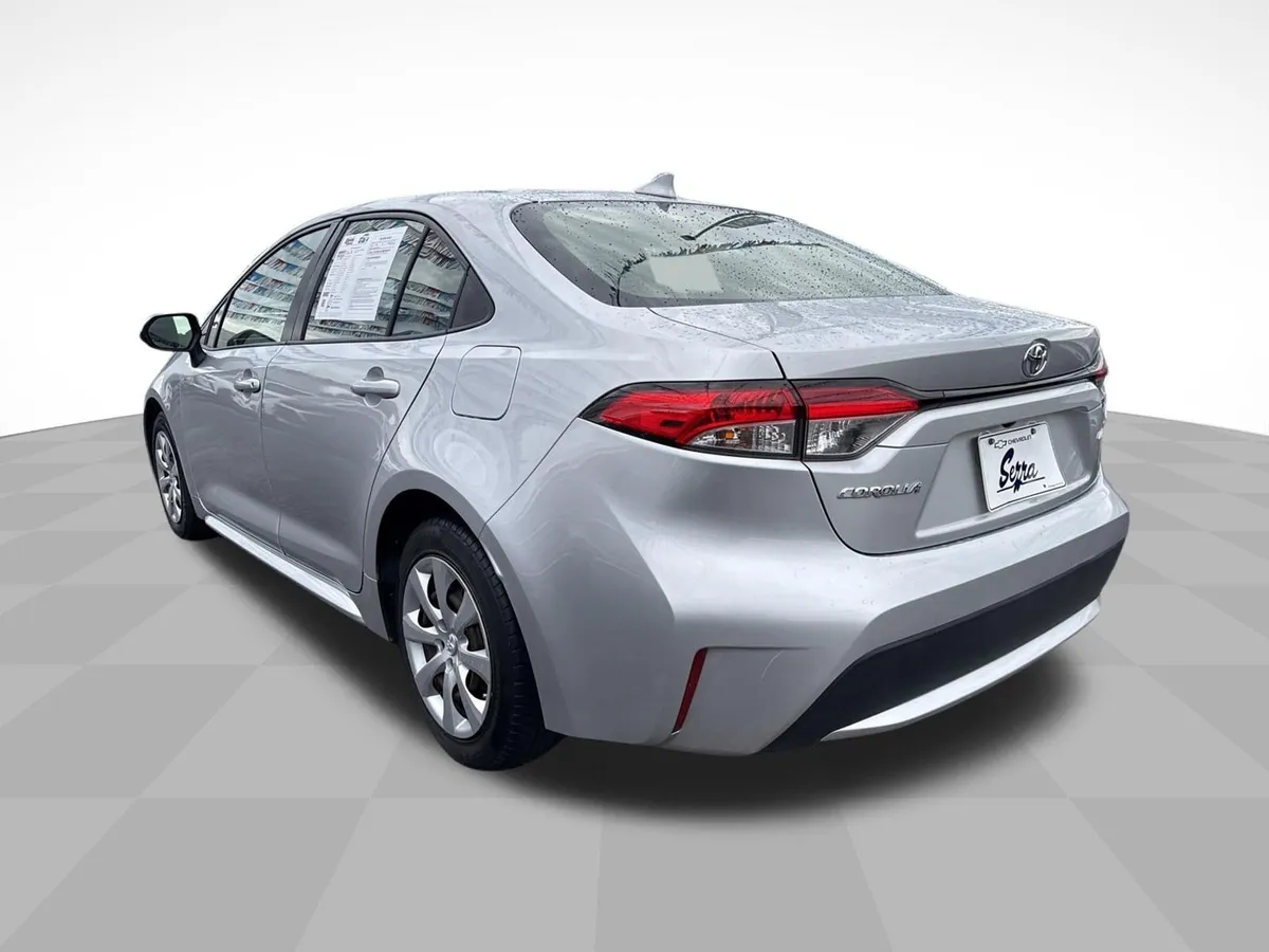 2021 Toyota Corolla LE thumbnail 7