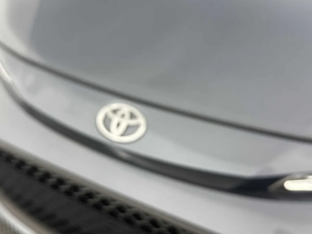2021 Toyota Corolla SE thumbnail 13