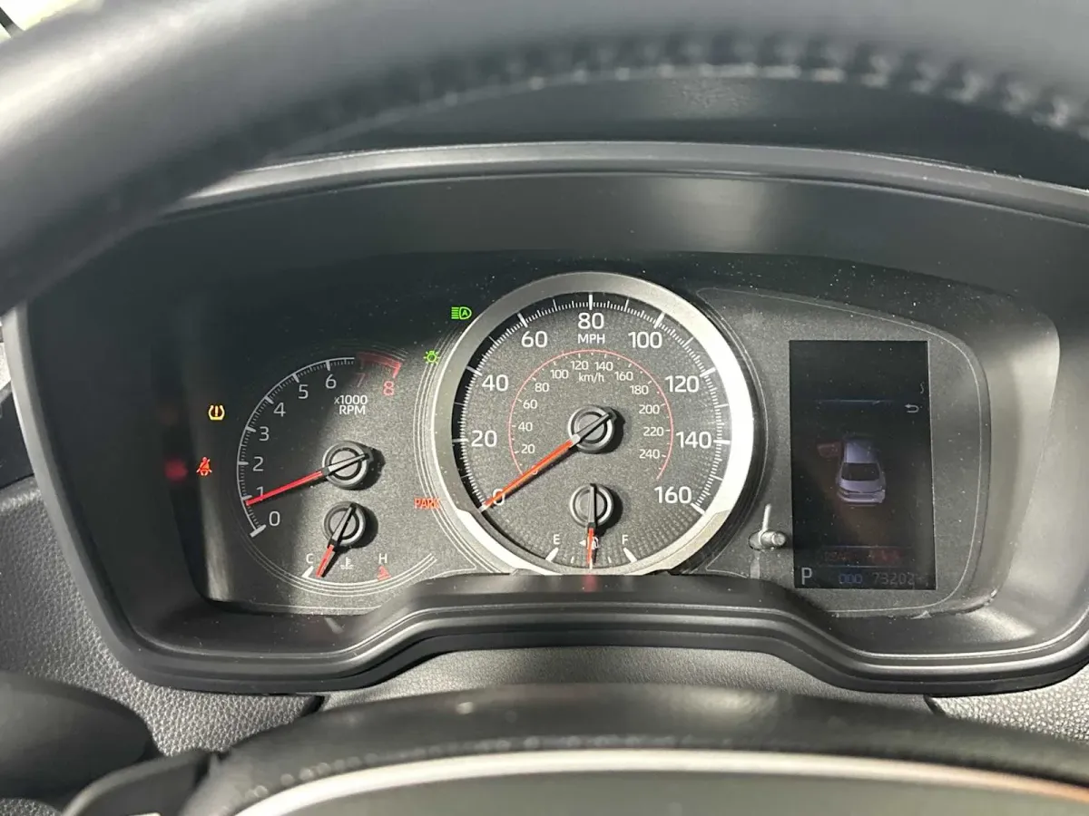 2021 Toyota Corolla SE thumbnail 30