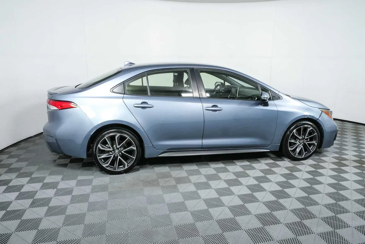 2021 TOYOTA COROLLA SE thumbnail 2