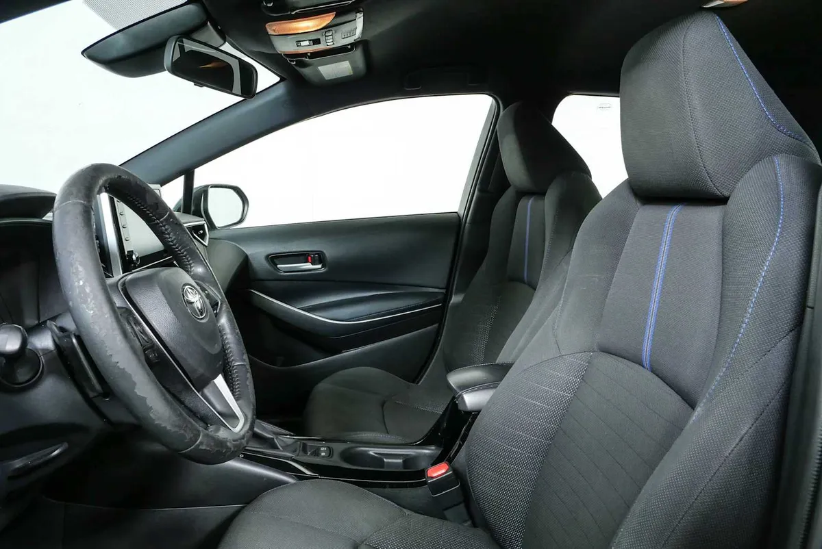 2021 TOYOTA COROLLA SE thumbnail 5