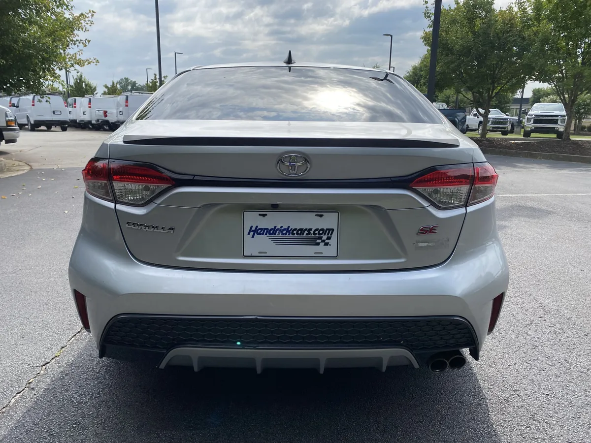2021 Toyota Corolla SE thumbnail 7