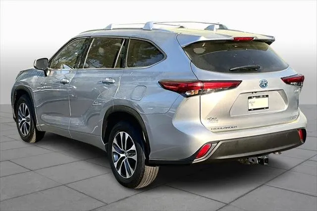 2021 Toyota HIGHLANDER HYBRD thumbnail 11