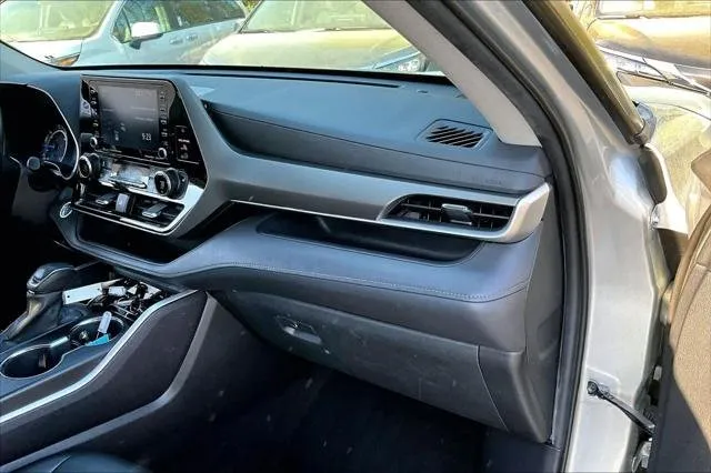 2021 Toyota HIGHLANDER HYBRD thumbnail 18