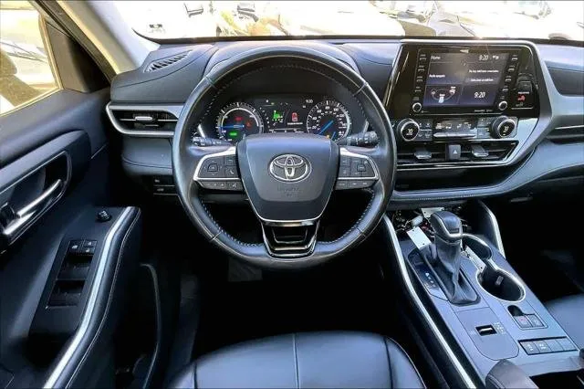 2021 Toyota HIGHLANDER HYBRD thumbnail 6