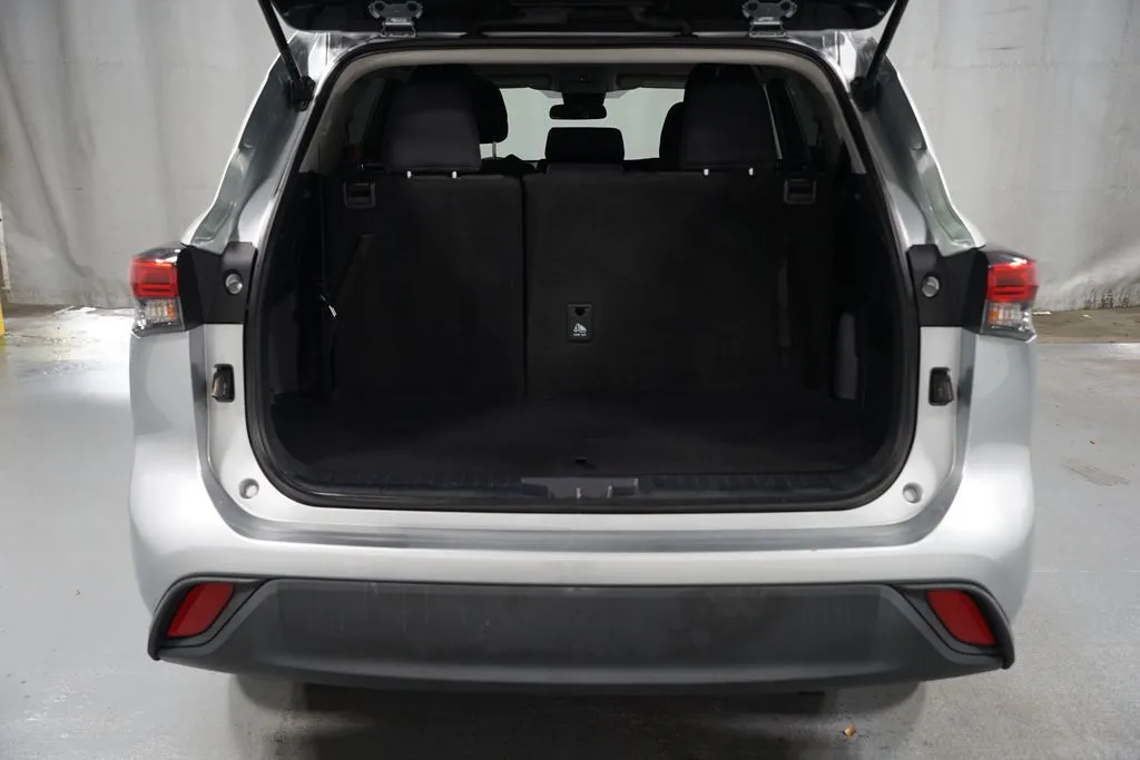2021 Toyota Highlander L thumbnail 31