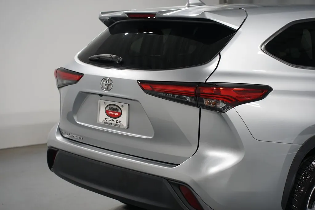 2021 Toyota Highlander L thumbnail 9
