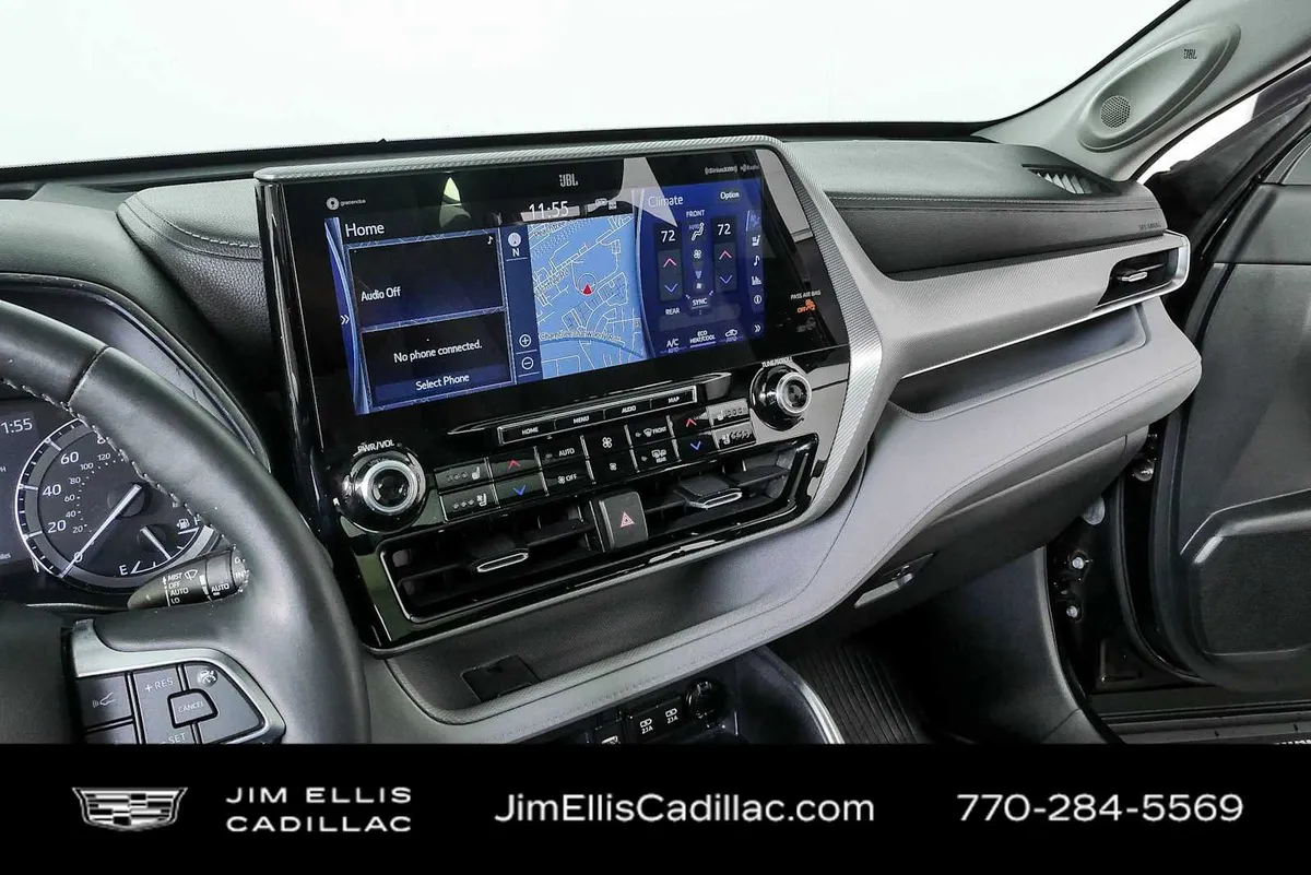 2021 Toyota Highlander Platinum thumbnail 12