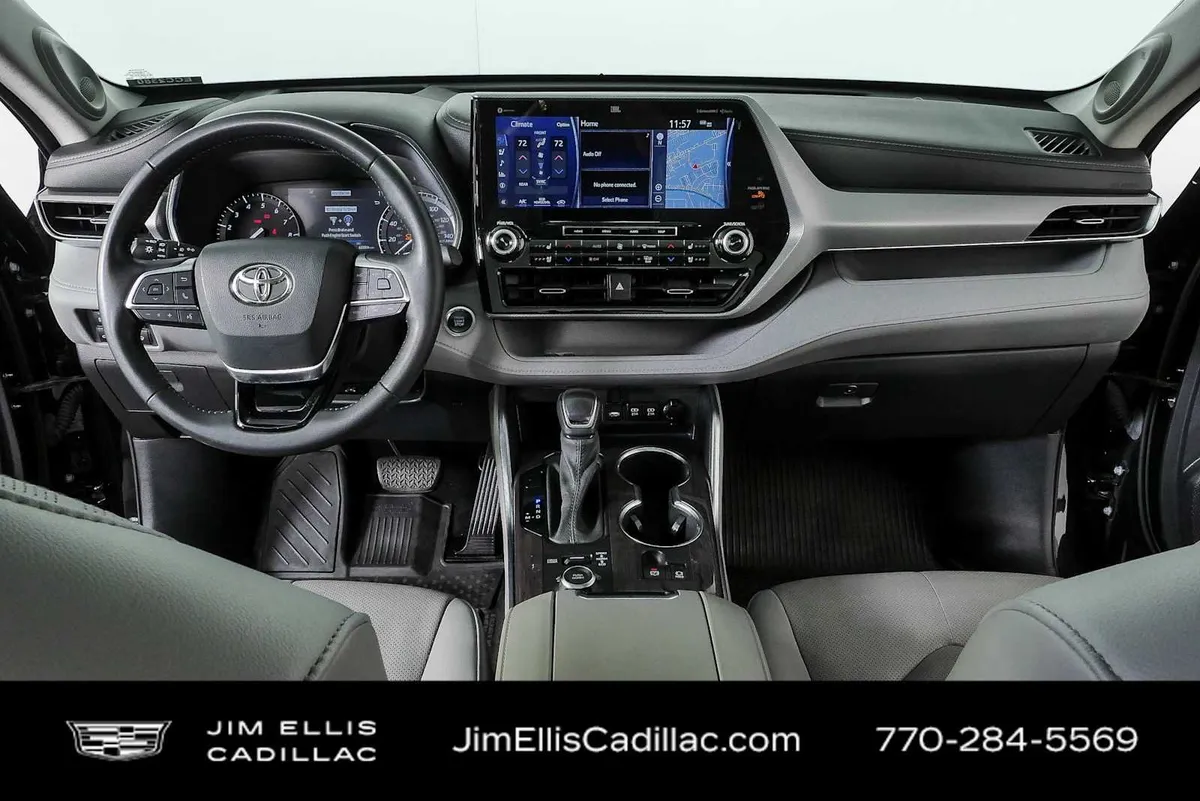 2021 Toyota Highlander Platinum thumbnail 18