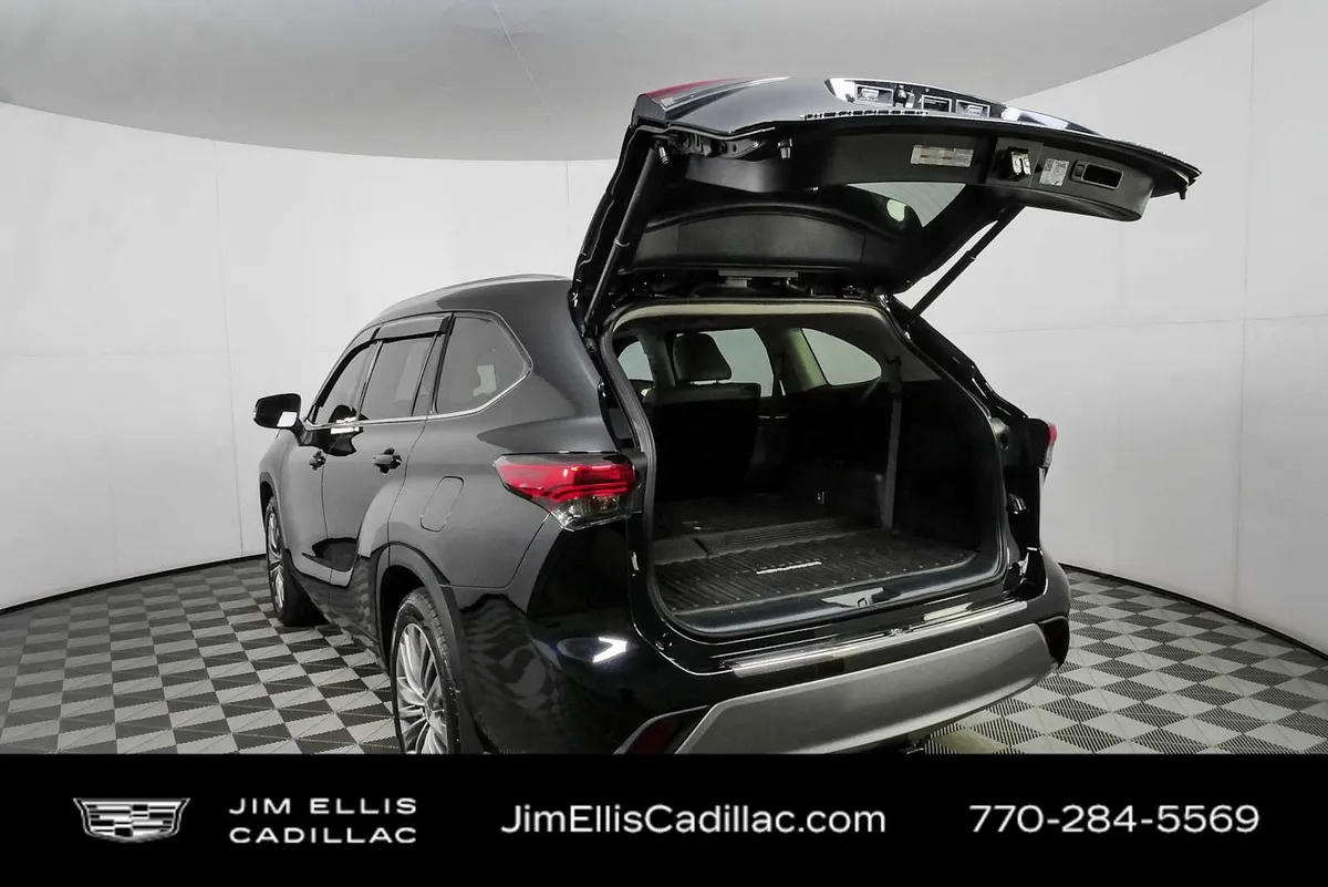 2021 Toyota Highlander Platinum thumbnail 34